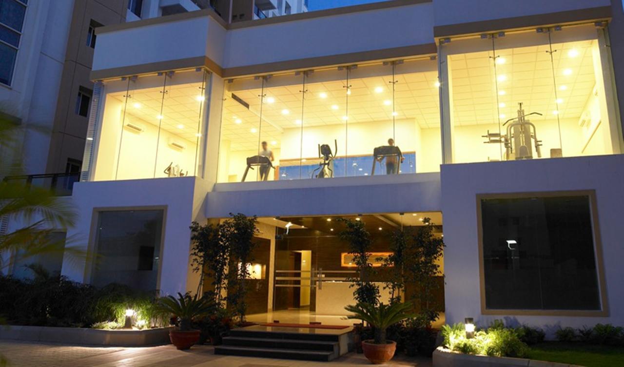 Royal Orchid Suites Whitefield Bangalore Exterior foto